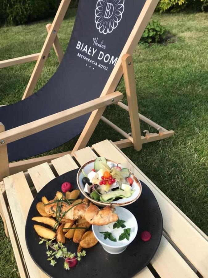 Bialy Dom Henlex Hotel Restauracja Poznań Eksteriør billede