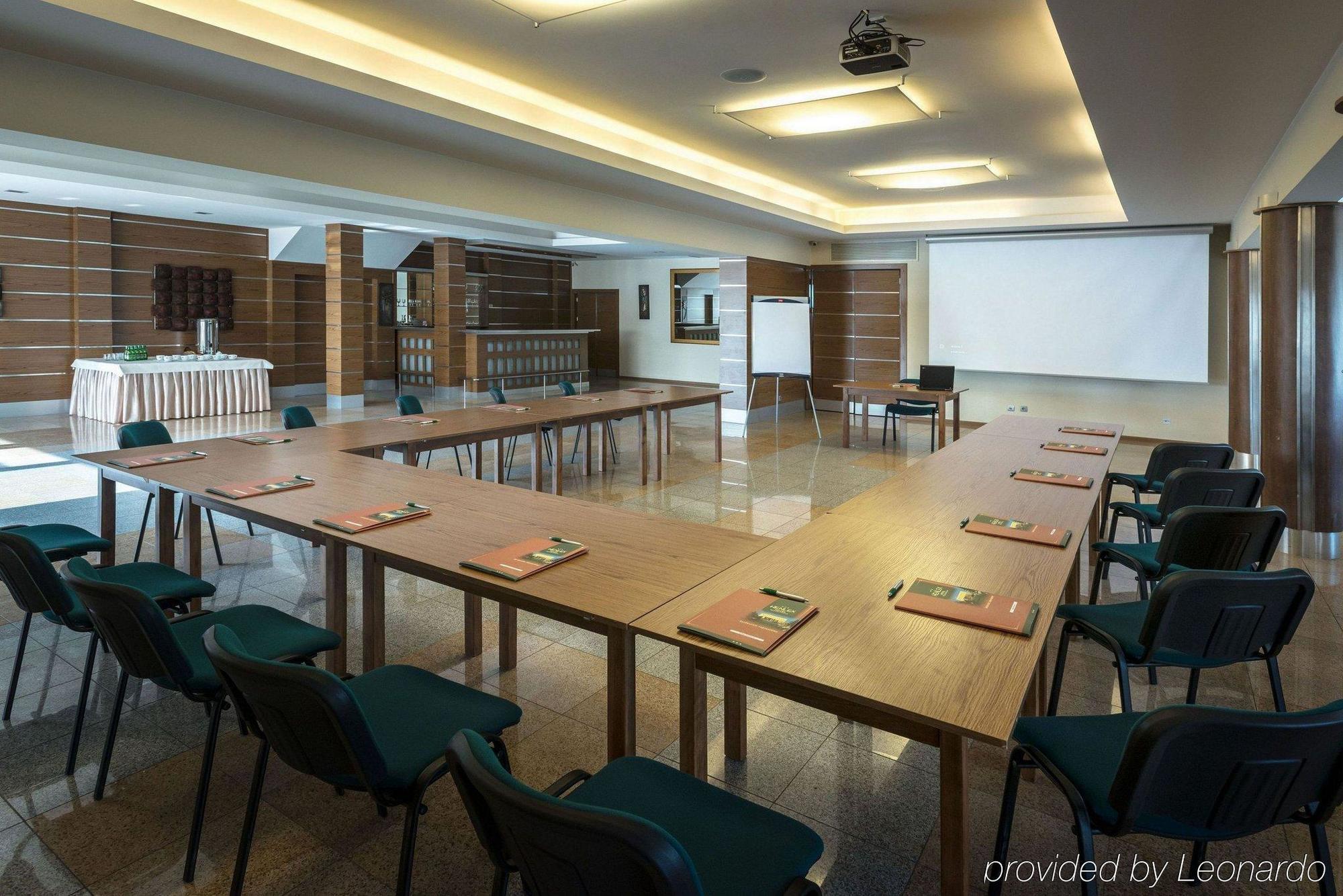 Bialy Dom Henlex Hotel Restauracja Poznań Faciliteter billede