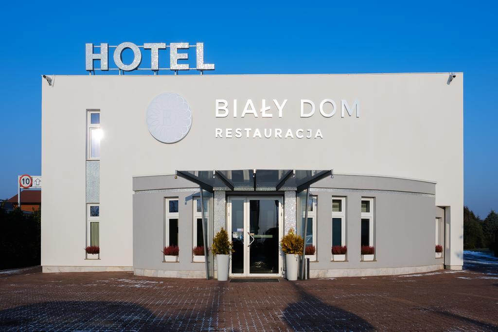 Bialy Dom Henlex Hotel Restauracja Poznań Eksteriør billede